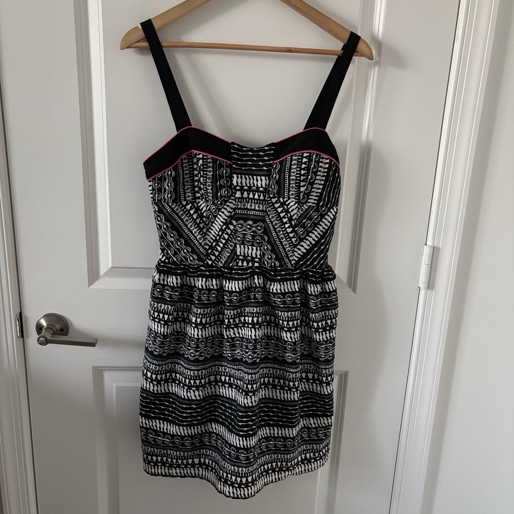 Band of Gypsies Black & White Geometric Print Mini Dress L